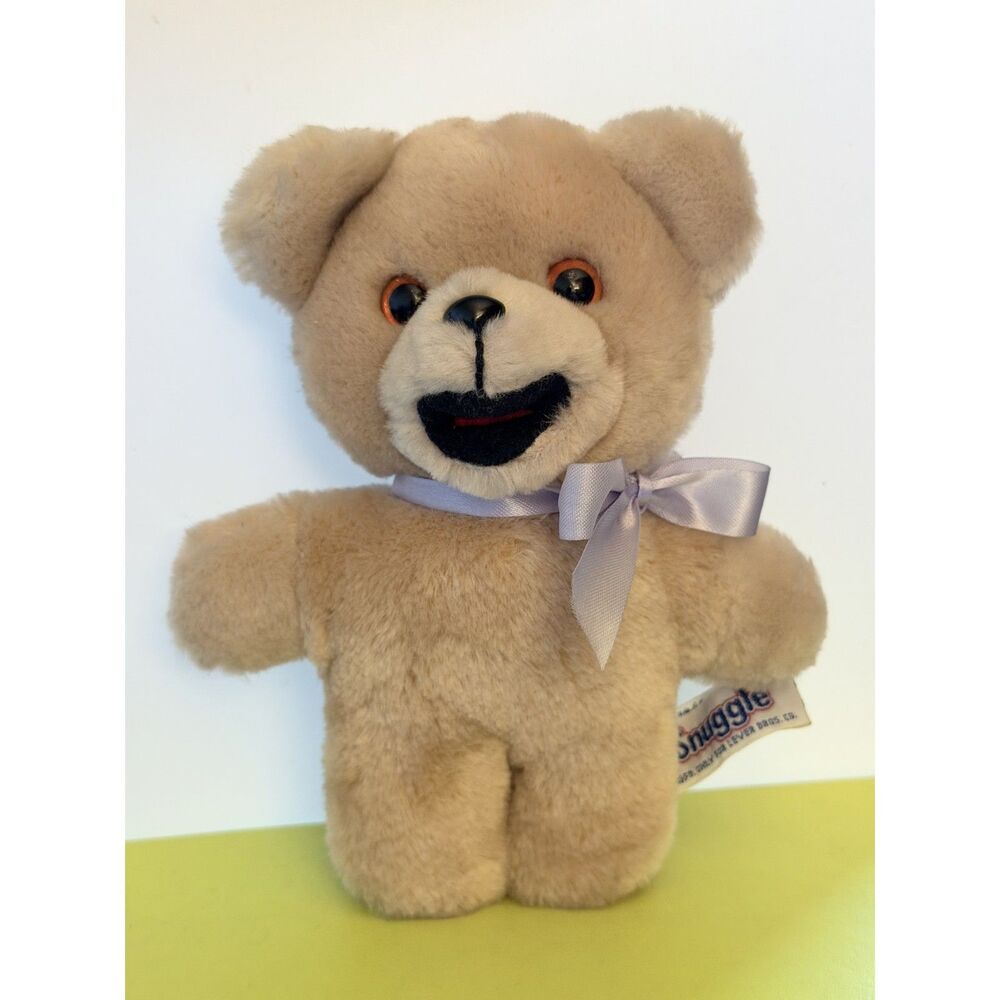 Vintage 1980s Russ Berrie Snuggles The Tan Teddy Bear 6" Plush Stuffed Toy
